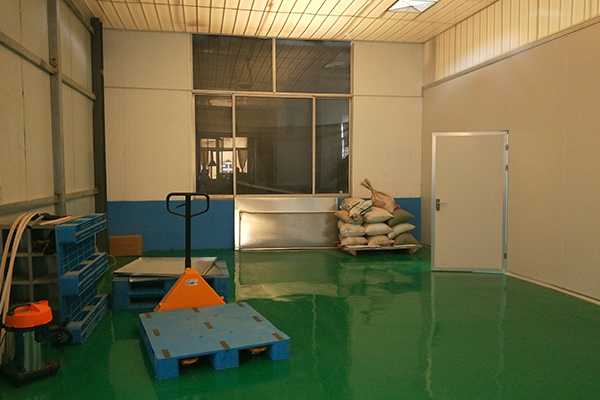 09.jpg